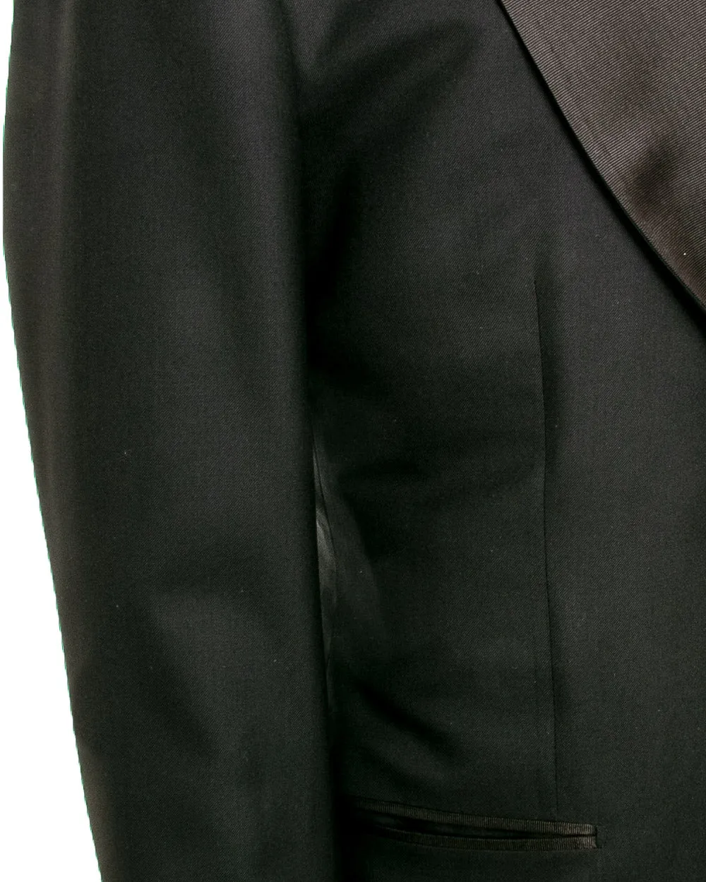 Black Grosgrain Peak Lapel Tuxedo