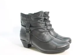 Cobb Hill Alexandra Women's Boots Floor Sample