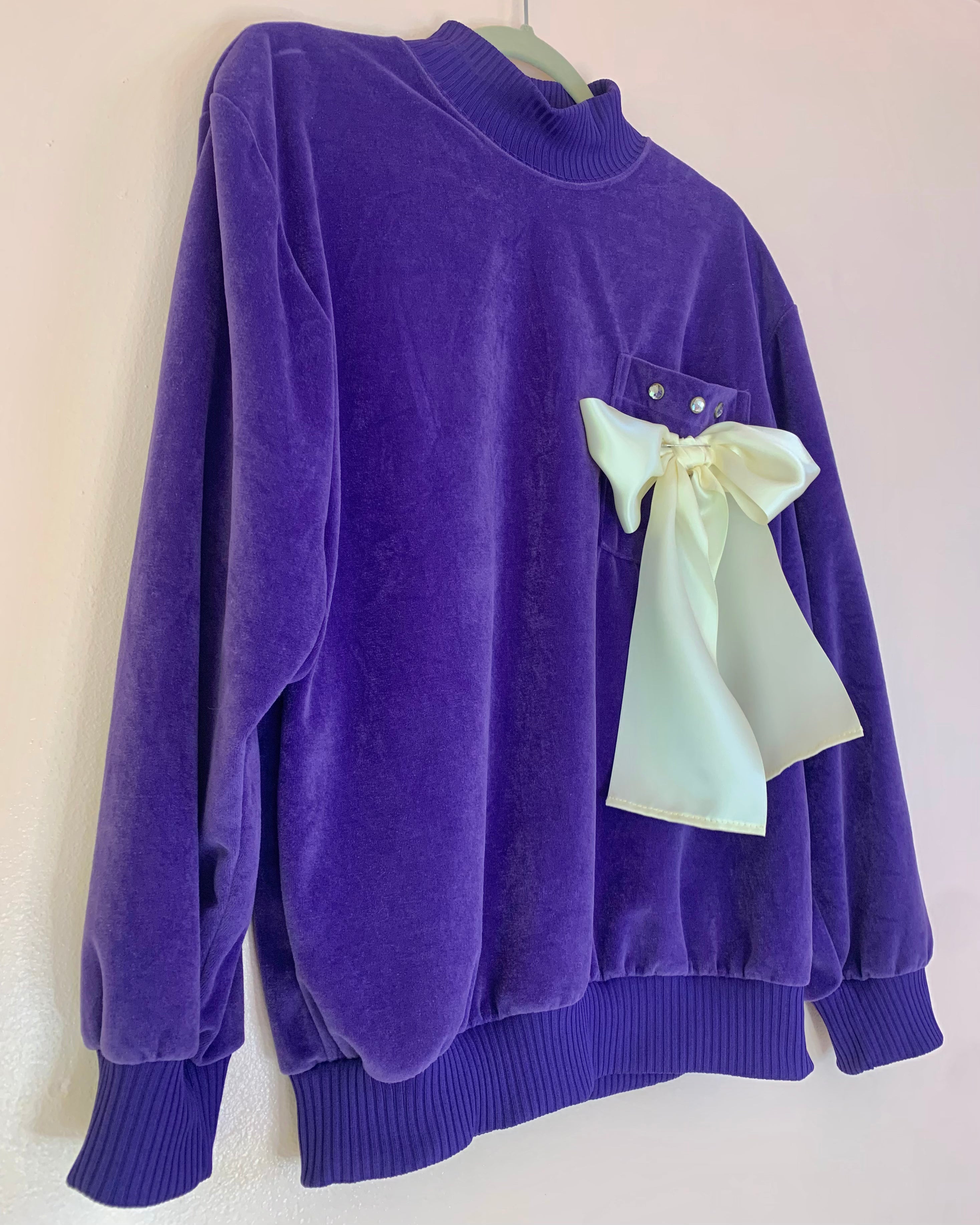 Embellished velour bow sweatshirt