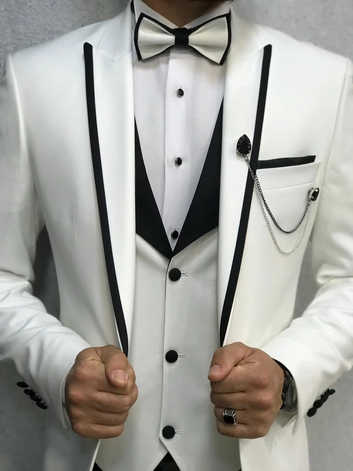 Gio Slim Fit Tuxedo