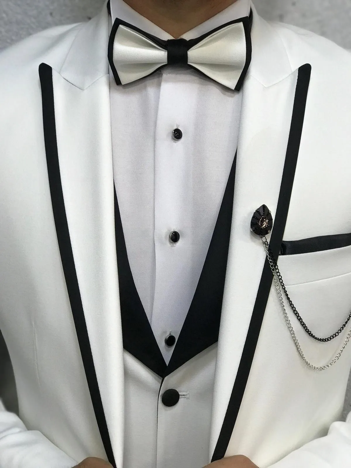 Gio Slim Fit Tuxedo