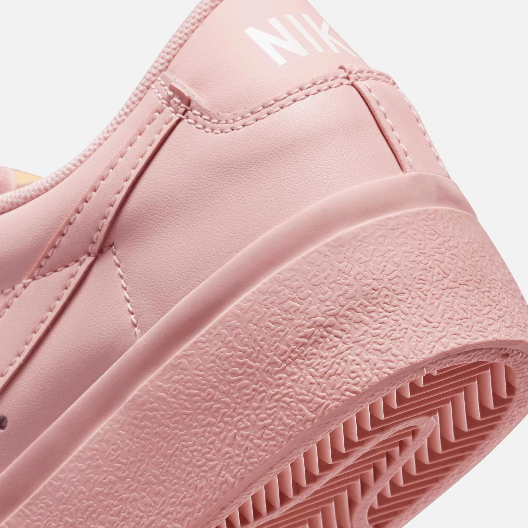 Nike Women's Blazer Low Platform 'Atmosphere'