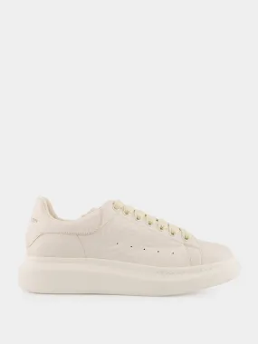 Oversized White Grain Texture Leather Sneakers