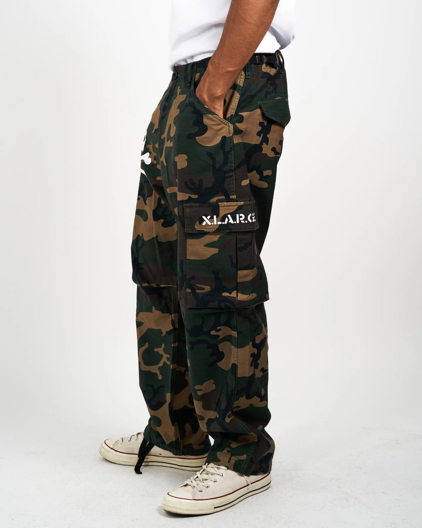 SKULL CAMO CARGO PANTS