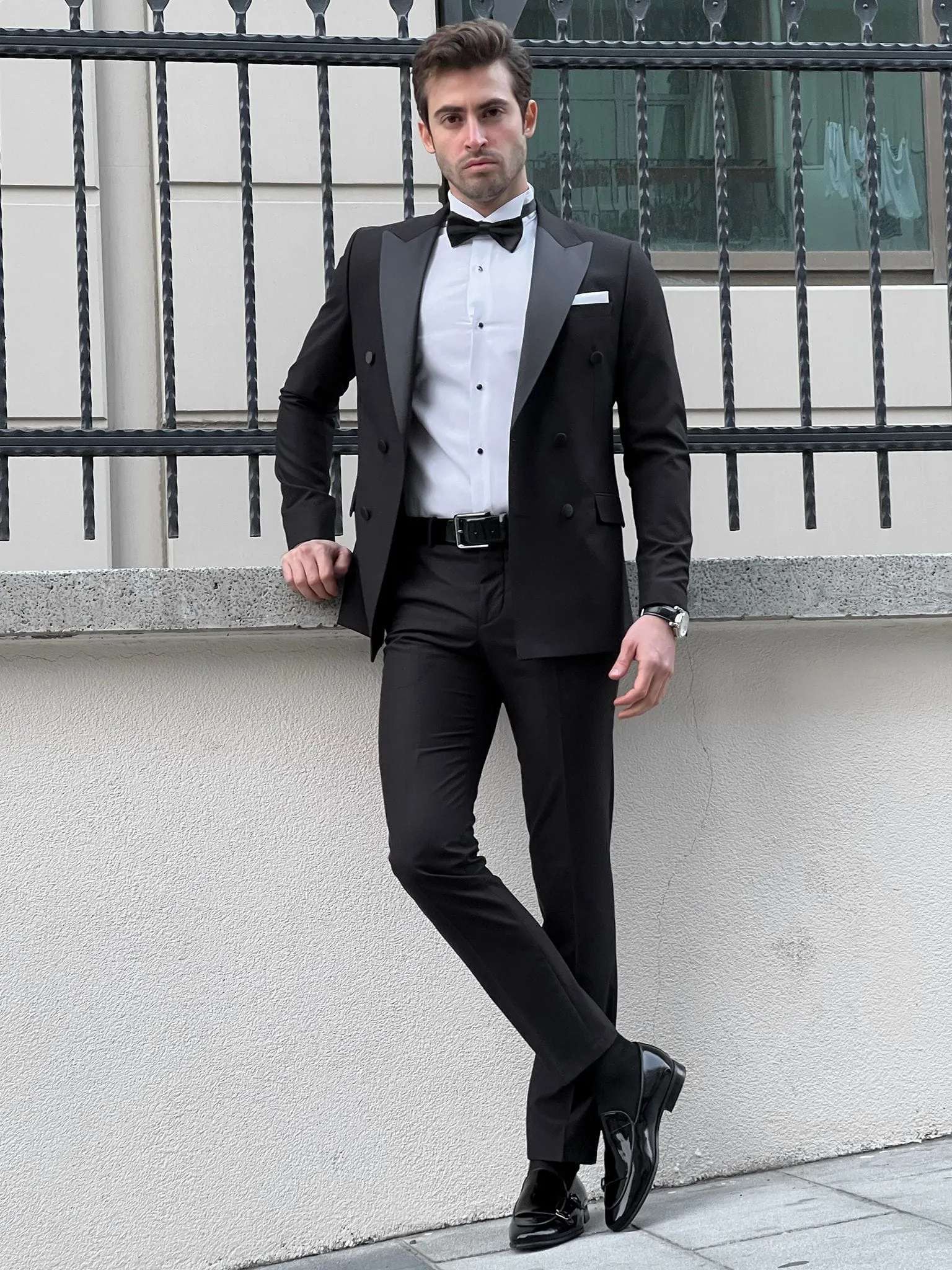 Slim Fit Pointed Collar Double Breasted Black Tuxedo