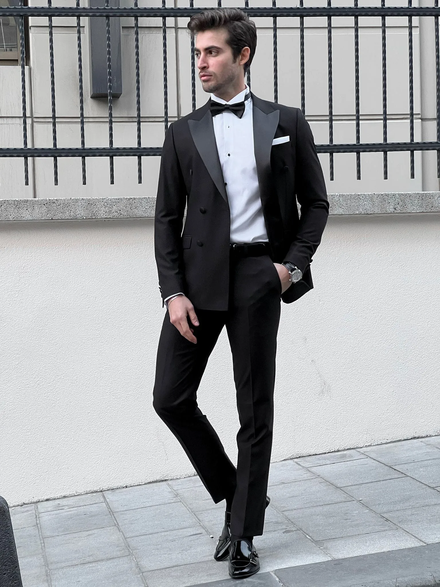 Slim Fit Pointed Collar Double Breasted Black Tuxedo