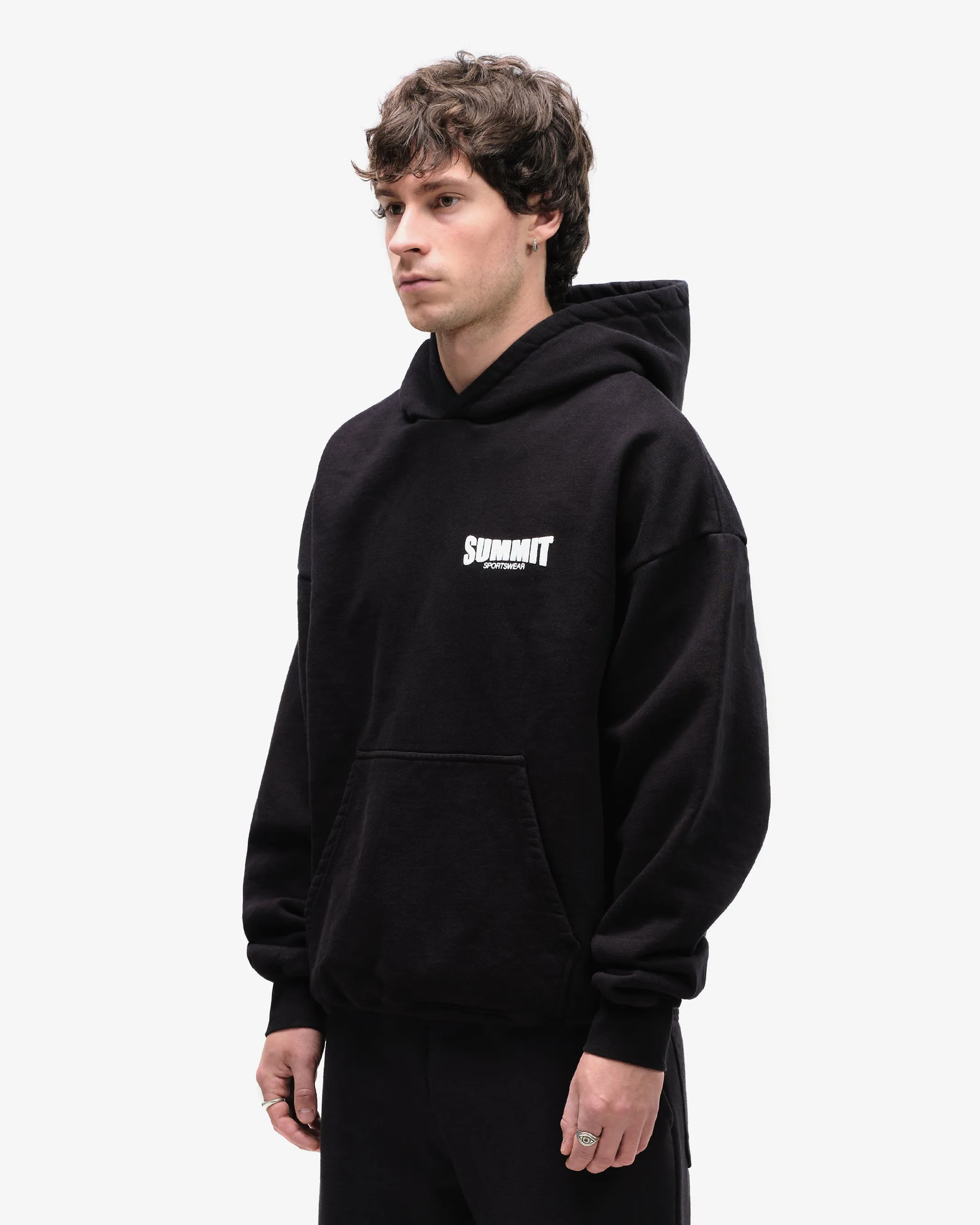 SPORTSWEAR HOODIE - BLACK