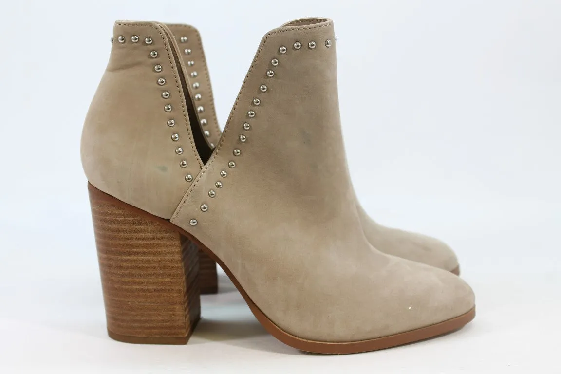 Steve Madden Perla Women's Beige Boots 7M(ZAP10863)