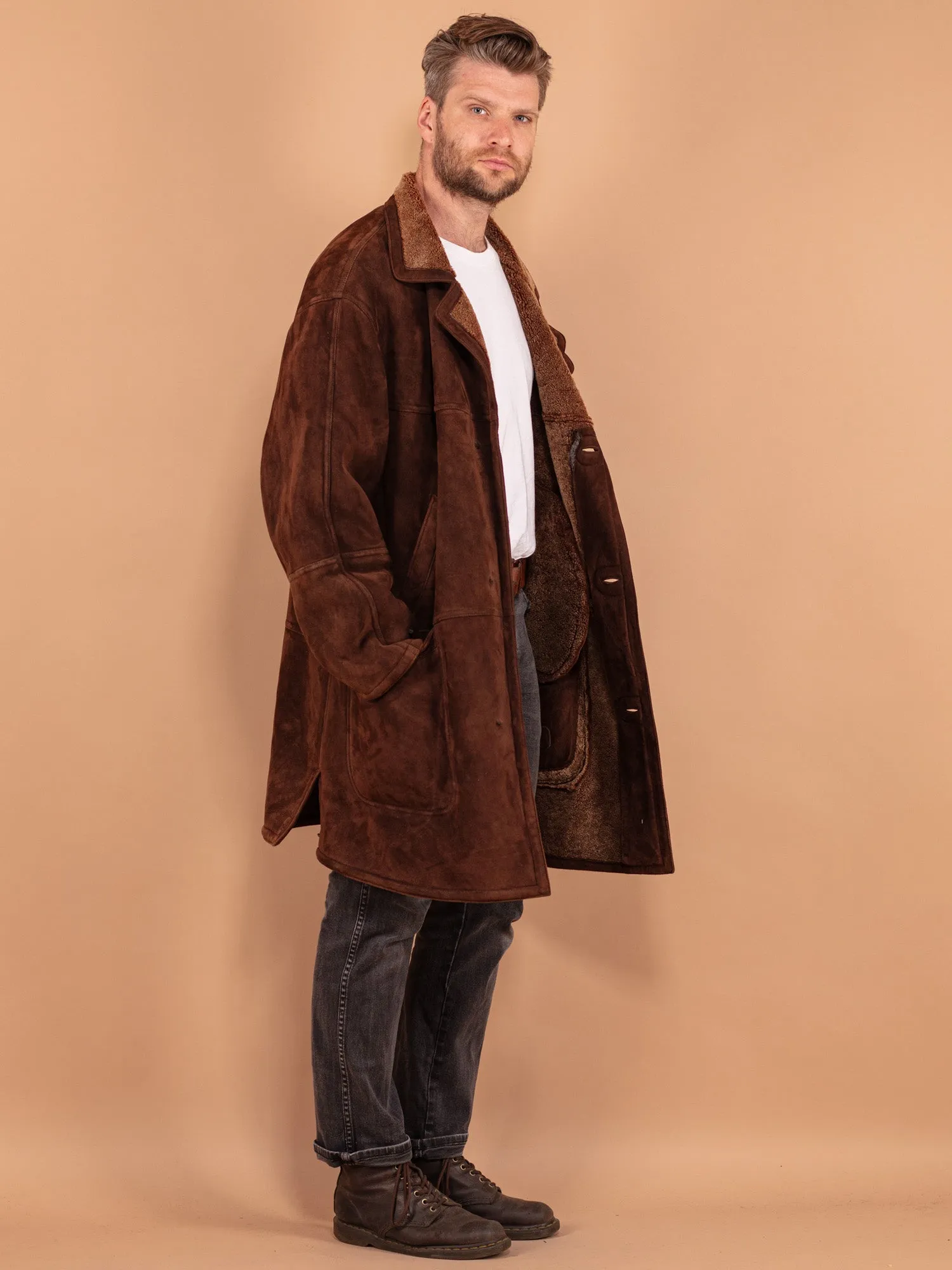 Vintage 80's Men Oversized Sheepskin Coat in Brown