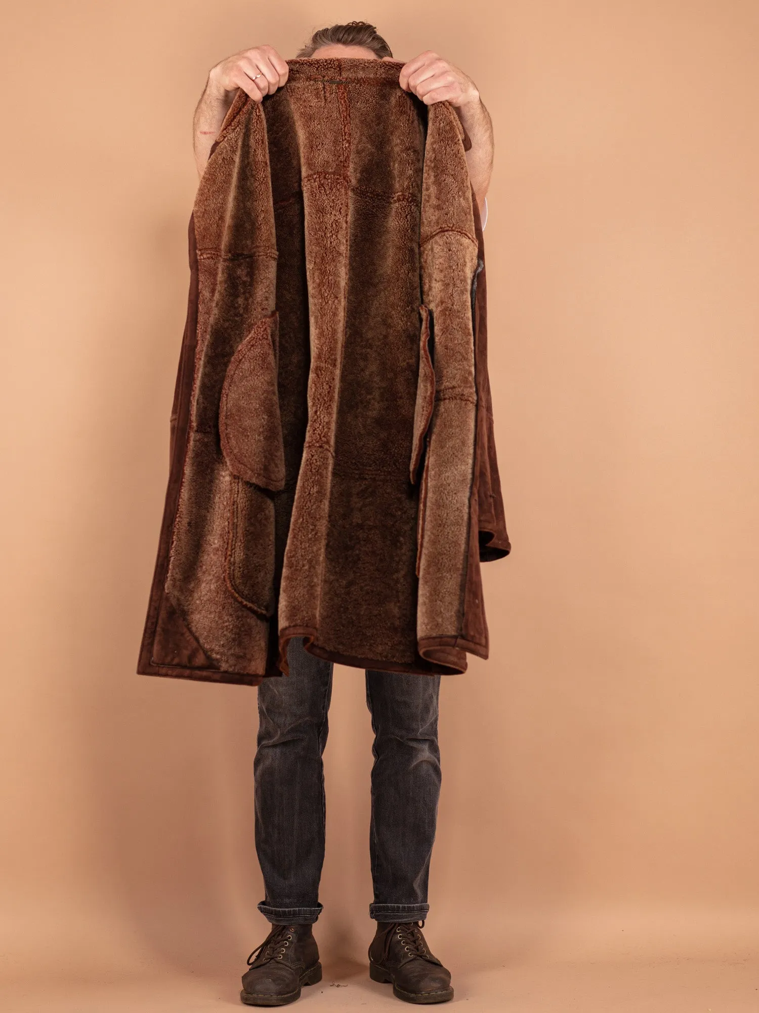 Vintage 80's Men Oversized Sheepskin Coat in Brown