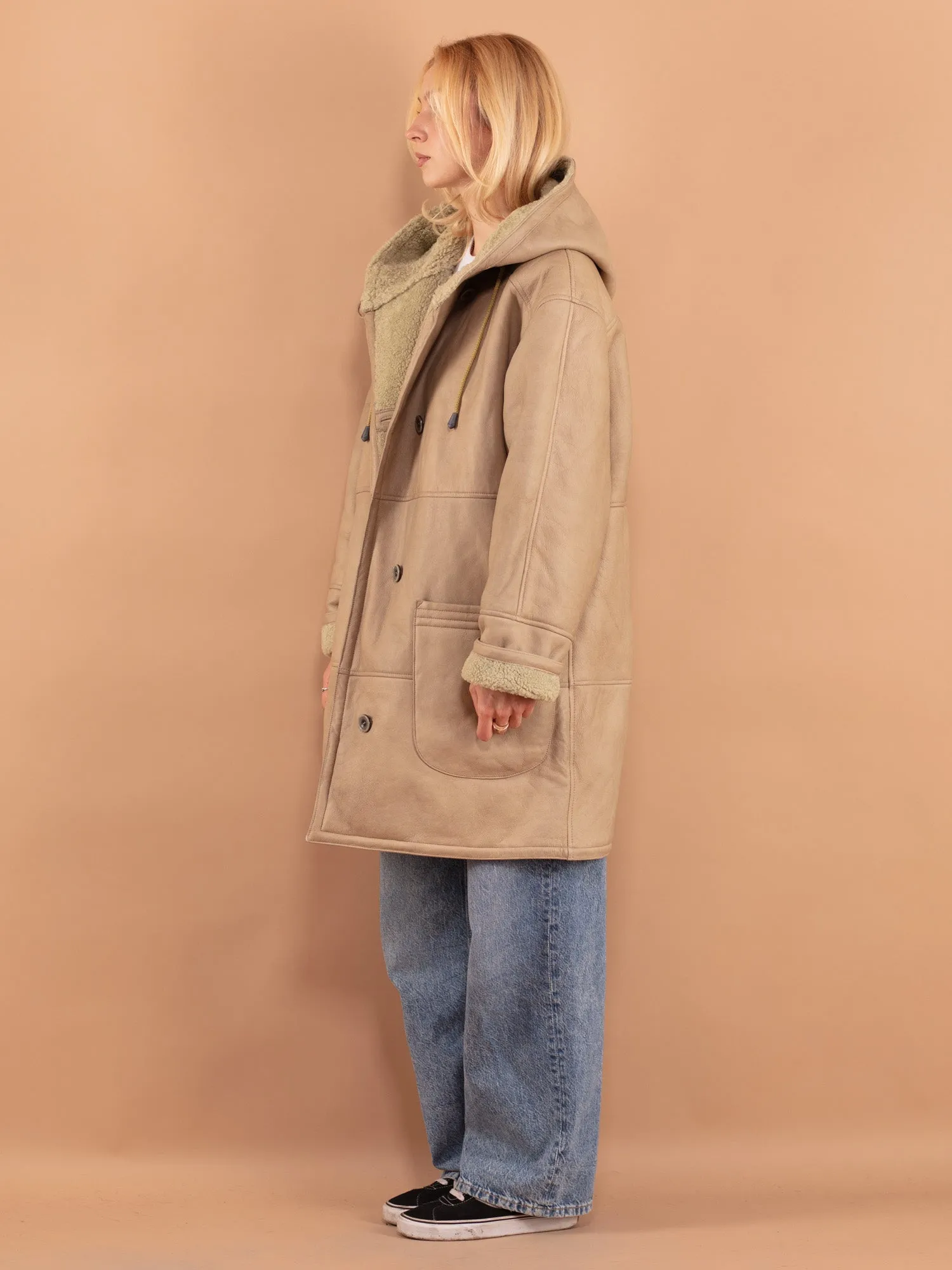 Vintage 90's Women Hooded Sheepskin Coat in Beige