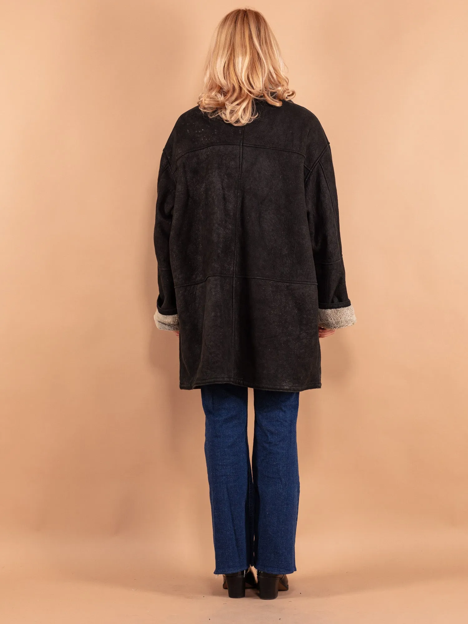 Vintage 90's Women Oversized Sheepskin Coat in Black