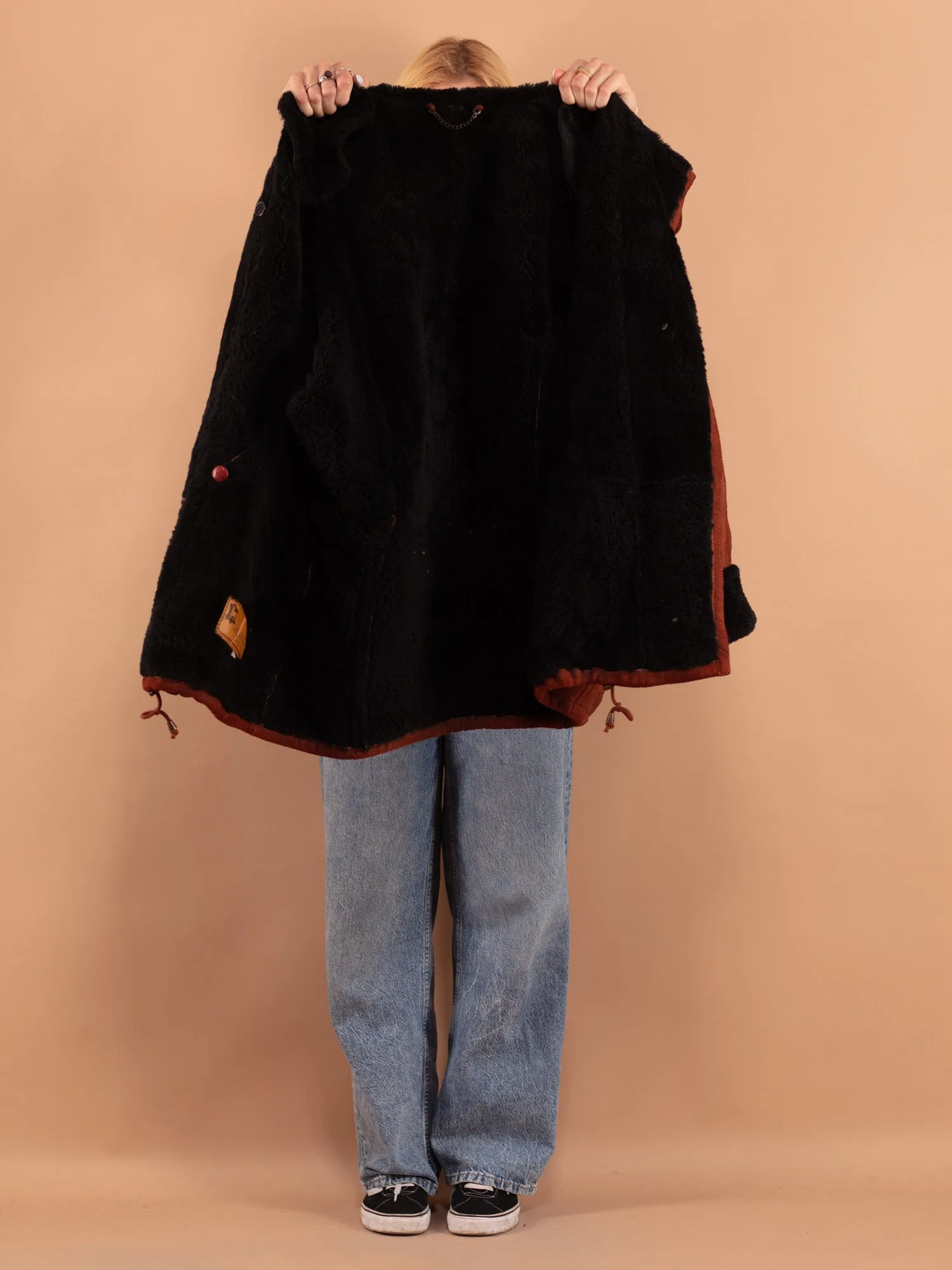 Vintage 90's Women Oversized Sheepskin Coat in Brown