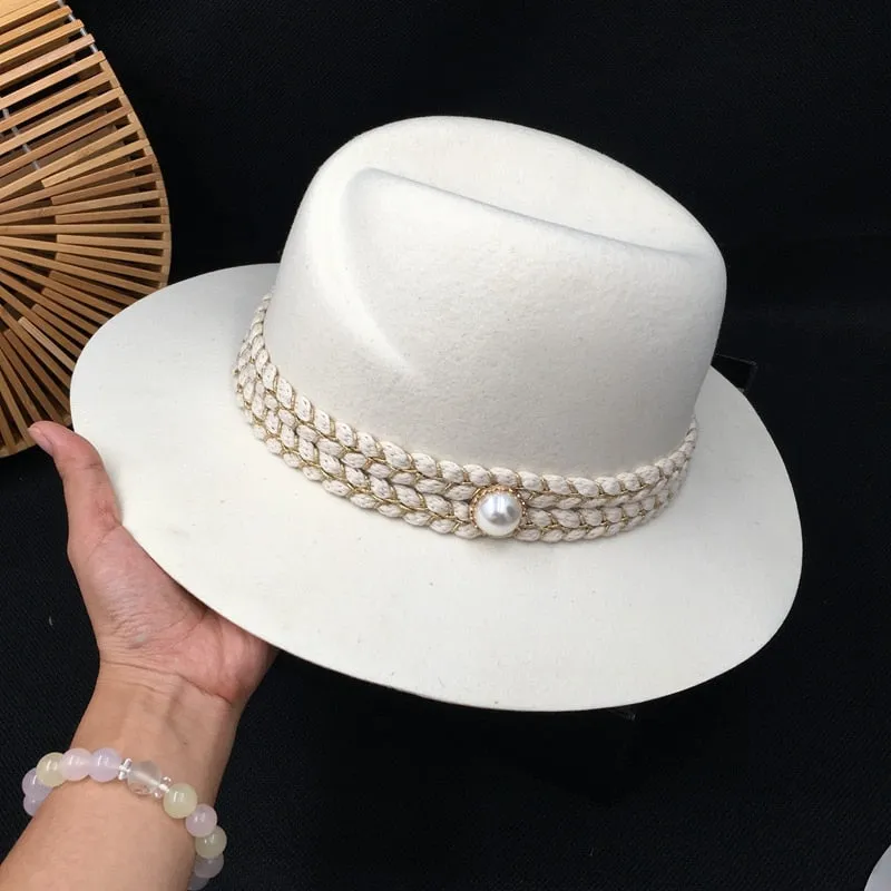 Women's Winter Casual Elegant Pearl White Wool Fashion Hats